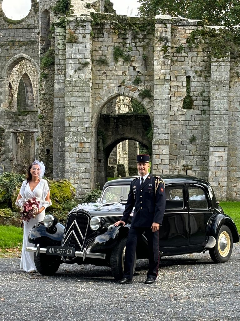 Citroën Traction 1955 pour mariage en Île-de-France