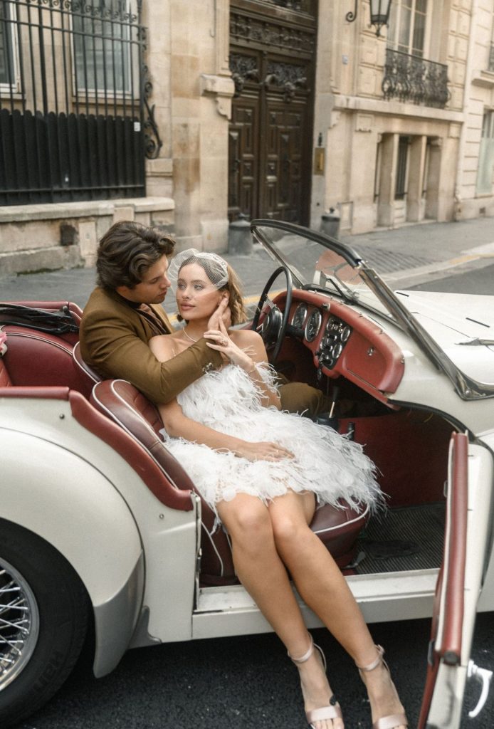 Voiture ancienne de collection pour un mariage à Versailles