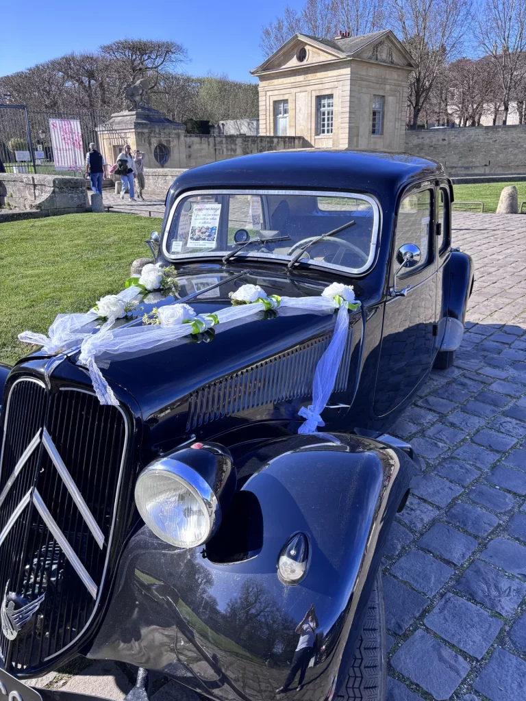 voiture-ancienne-mariage-parc-de-sceaux-paris