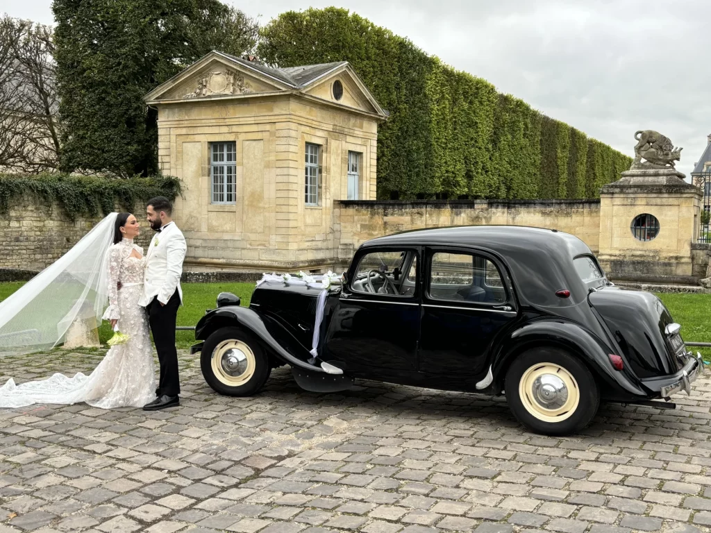 voiture-ancienne-mariage-parc-de-sceaux-paris